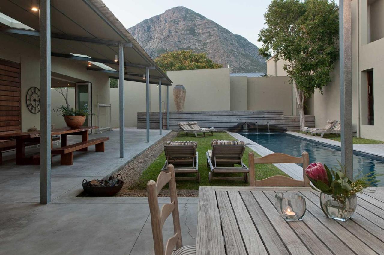 Mosselberg On Grotto Beach Hermanus Exterior photo