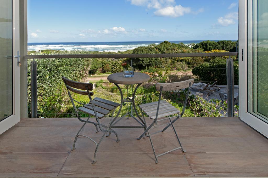 Mosselberg On Grotto Beach Hermanus Exterior photo