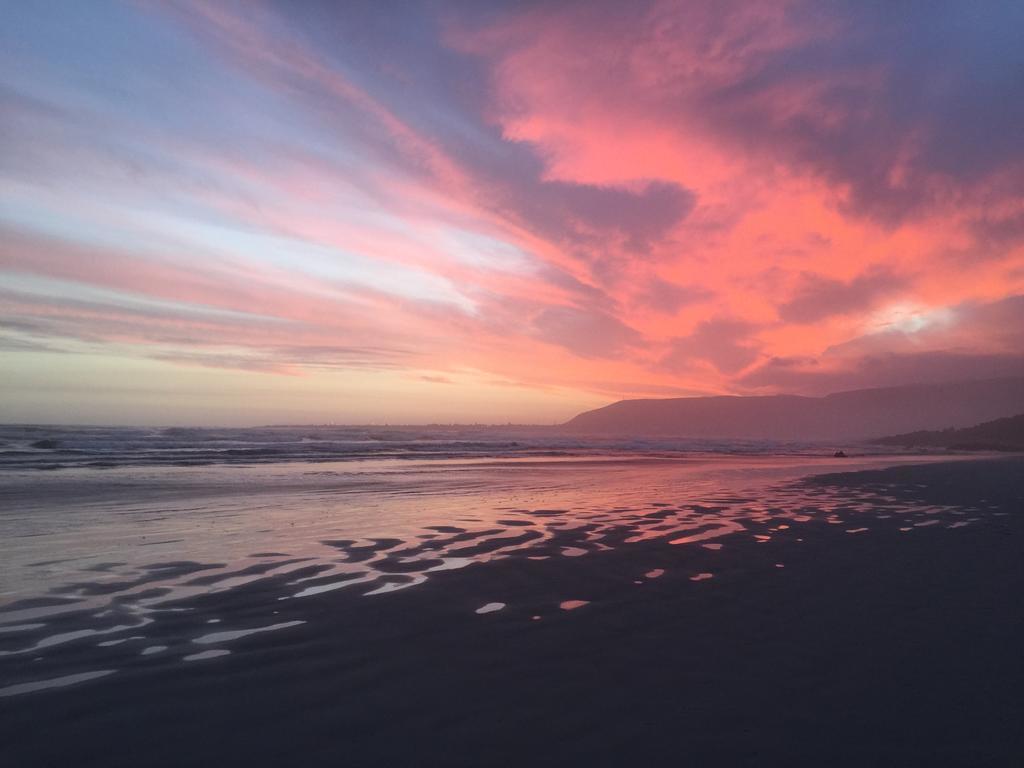 Mosselberg On Grotto Beach Hermanus Exterior photo